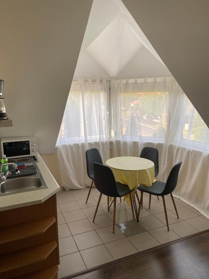 Szent Kristof Panzio Hotel Vonyarcvashegy Bagian luar foto