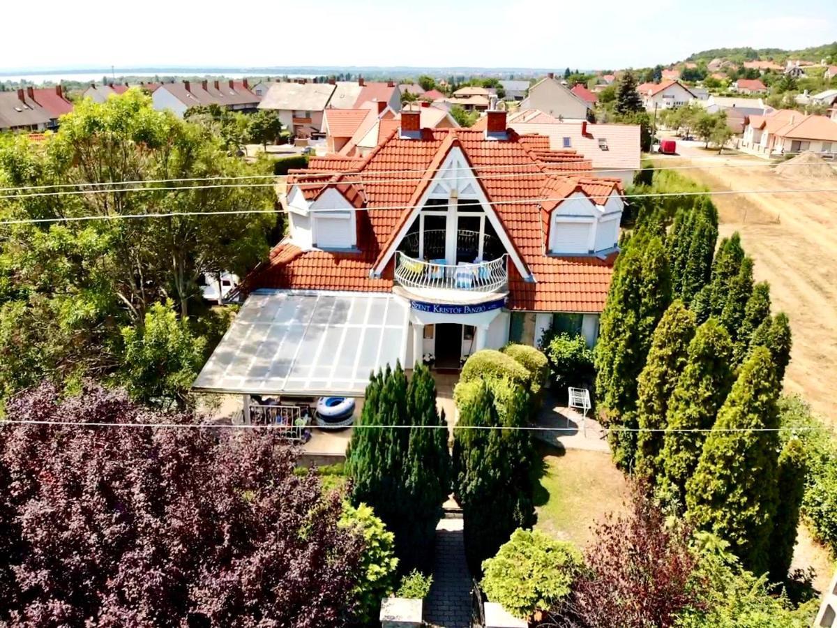 Szent Kristof Panzio Hotel Vonyarcvashegy Bagian luar foto